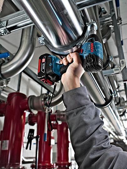 BOSCH Starter Set 2x12V 6Ah Ladegerät