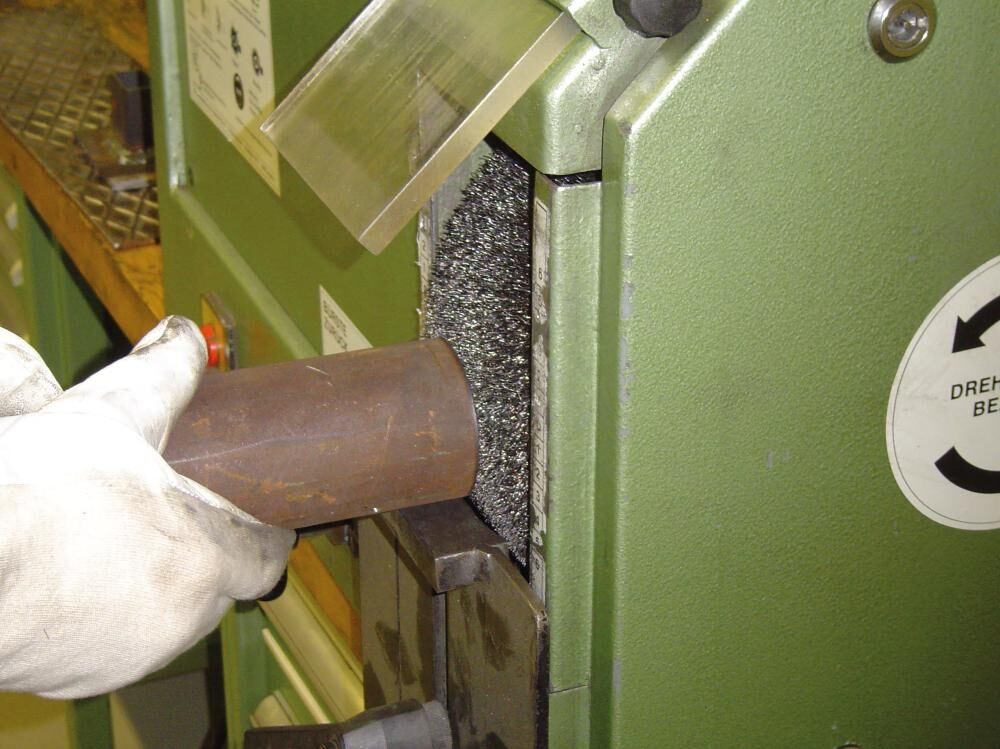 LESSMANN Rundbürste 200x24/27mm Stahldraht gewellt 0,35mm Stahldraht