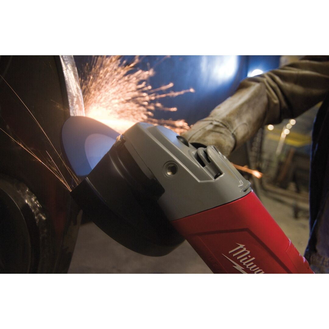 MILWAUKEE Winkelschleifer AGVM 26-230 GEX ProTector