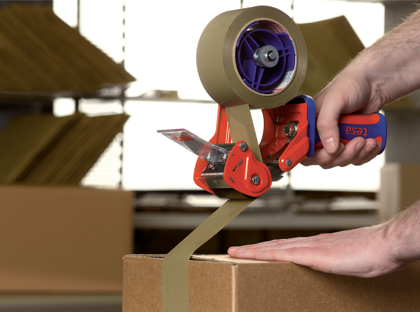 TESA TESAPACK Abroller Comfort