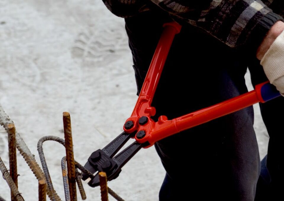 Unbenannt-22-Knipex Button Kombizange