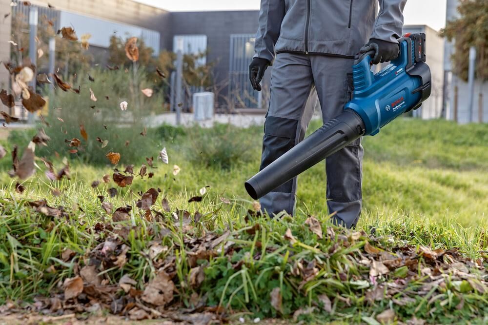 BOSCH Akku-Gebläse GBL 18V-750 ohne Akku & Ladegerät Karton