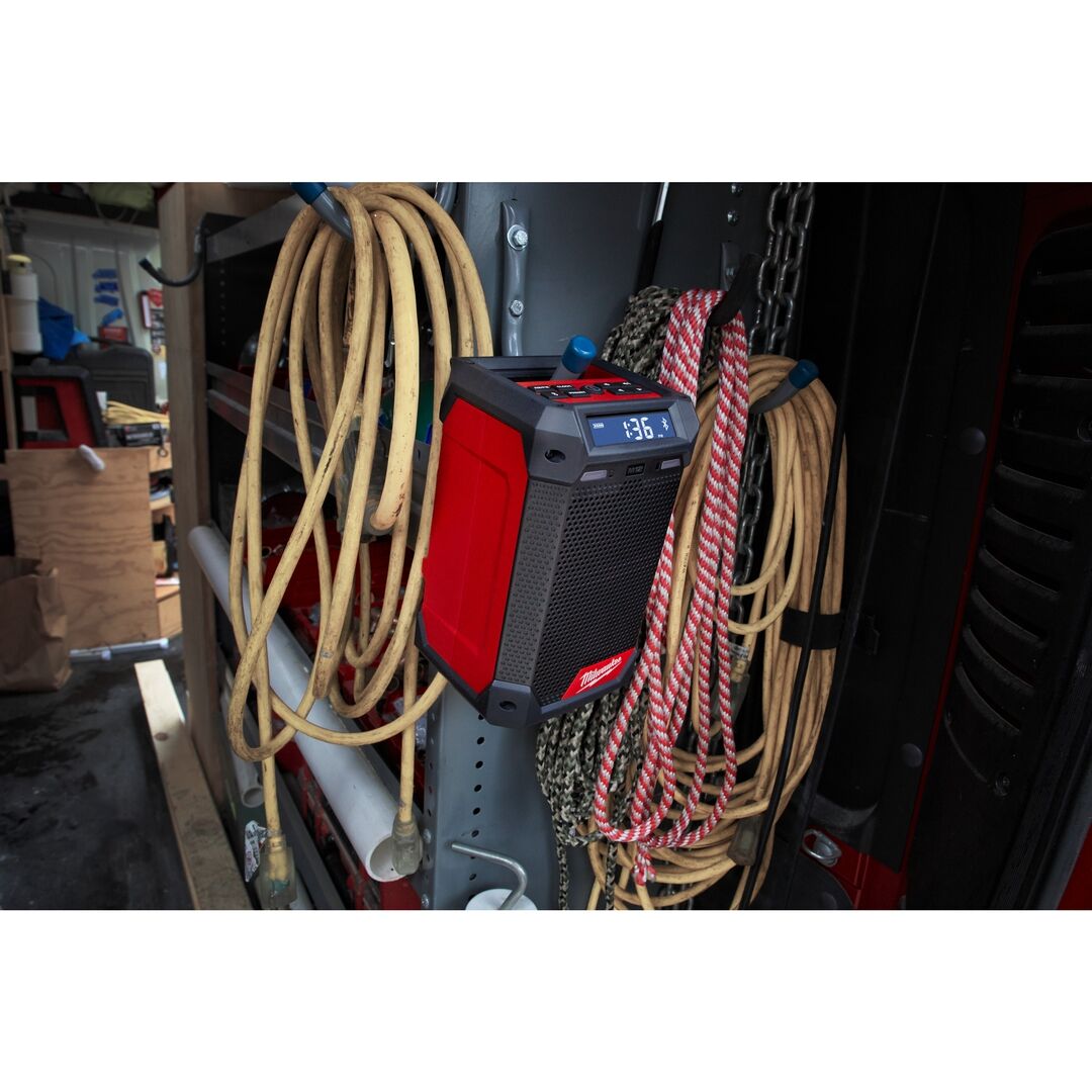 MILWAUKEE Akku-/Netz Radio M12RCDAB+-0 ohne Akku & Ladegerät im Karton