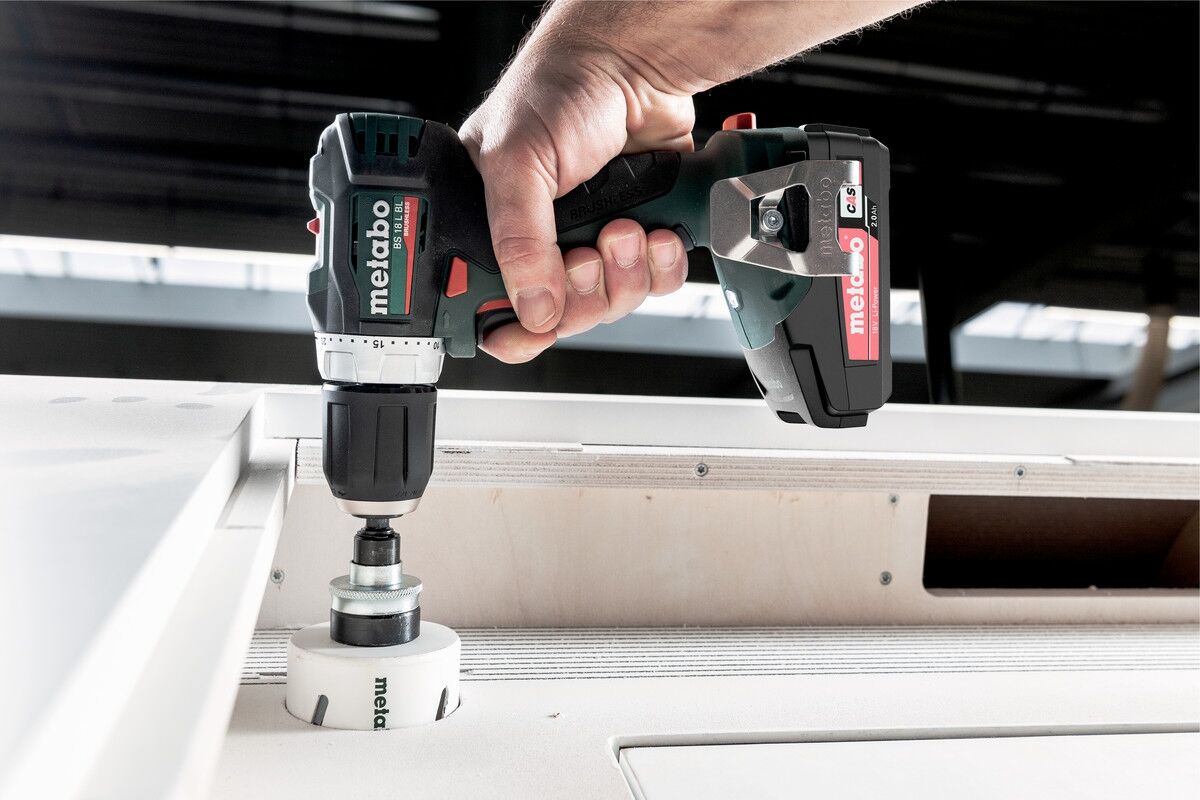 METABO Akku-Bohrschrauber BS 18L BL 2x18 V 2Ah SC 30 im Koffer