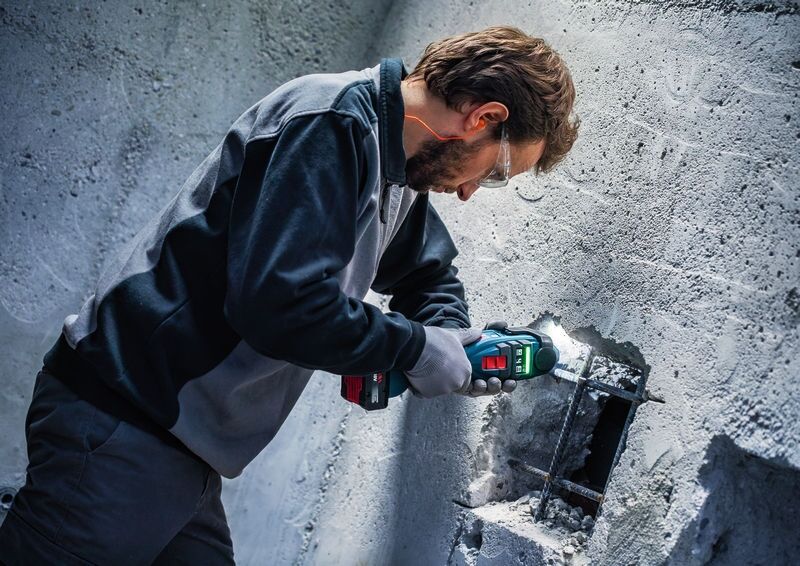BOSCH EXPERT Akku-Oszillierer EXOP18V-40 solo, in L-BOXX