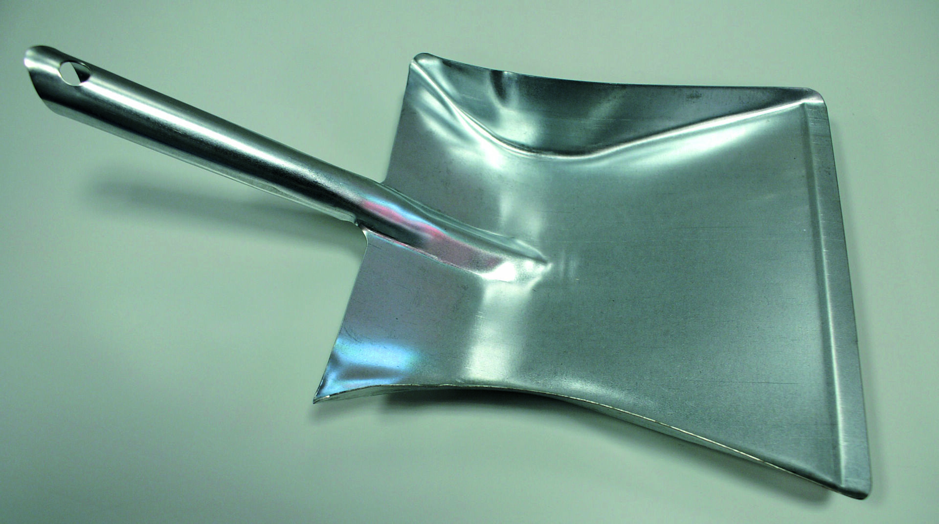 Kehrschaufel Metall verzinkt mit Metallstiel