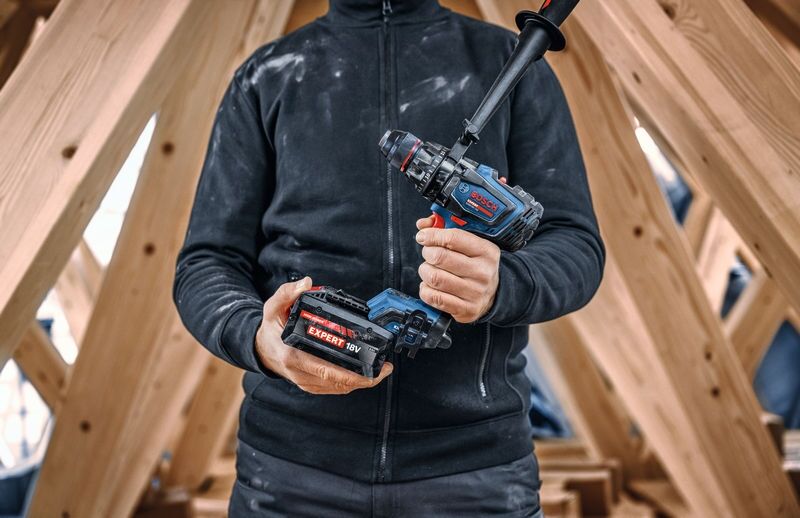 BOSCH EXPERT Akku-Bohrschrauber EXSR18V-150, 2x18V/8,0 Ah, Ladegerät
