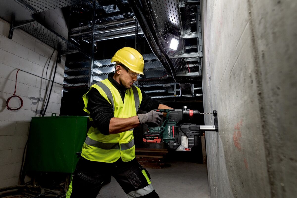 METABO Akku-Kombihammer KH18 LTX BL24Q ohne Akku & Ladegerät in metaBOX