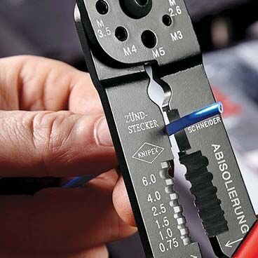 KNIPEX Crimpzange 230mm Mehrkomponenten-Hülle schwarz lackiert 97 21 215