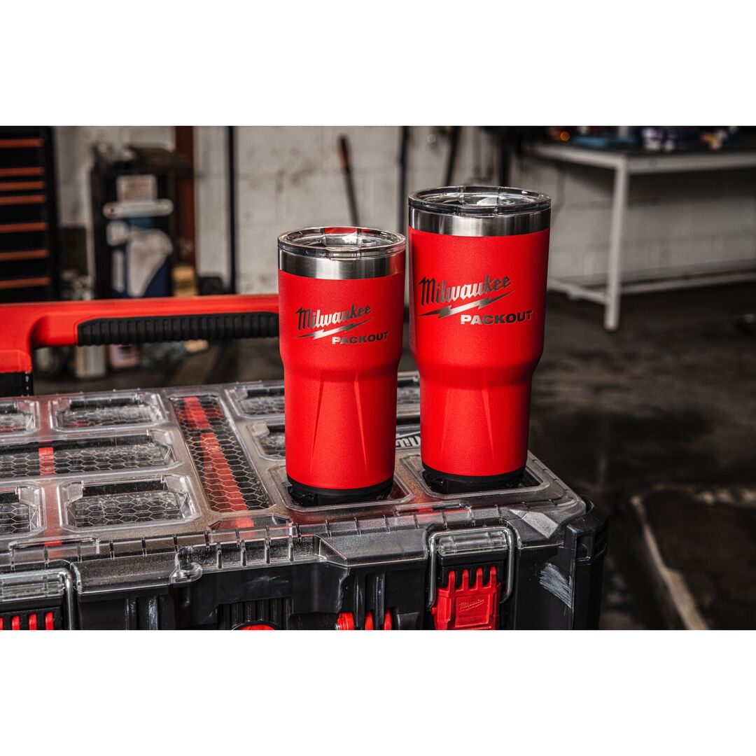MILWAUKEE PACKOUT Thermobecher 591ml