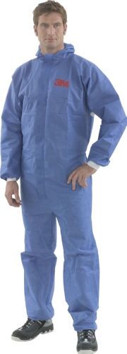 3M Schutzanzug blau flammhemmend Gr. M Kategorie III Schutztyp 5/6 4530