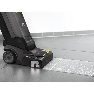 KÄRCHER Scheuersaugmaschine BR 30/4 C Ep + MF EU