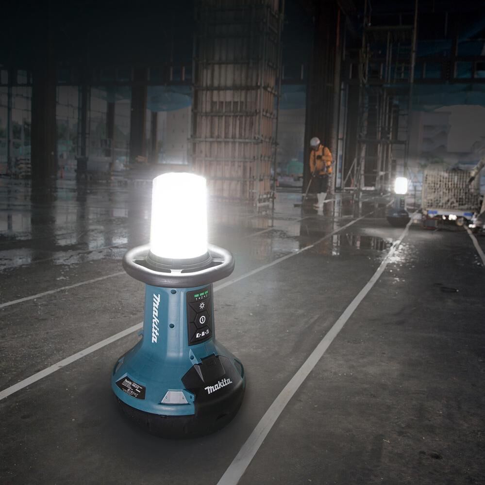 MAKITA Akku-Baustrahler DML810 ohne Akku & Ladegerät