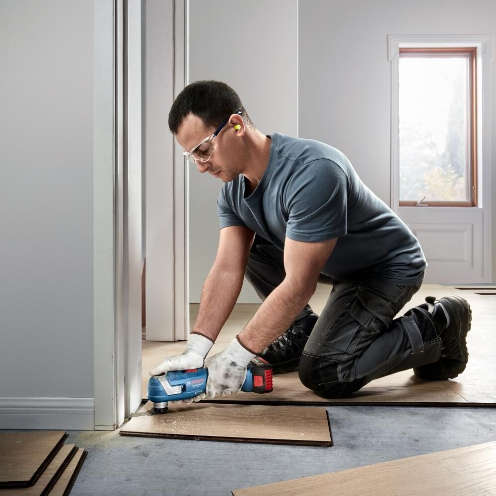BOSCH Akku-Multifunktionswerkzeug GOP 18V-34 ohne Akku & Ladegerät im Karton