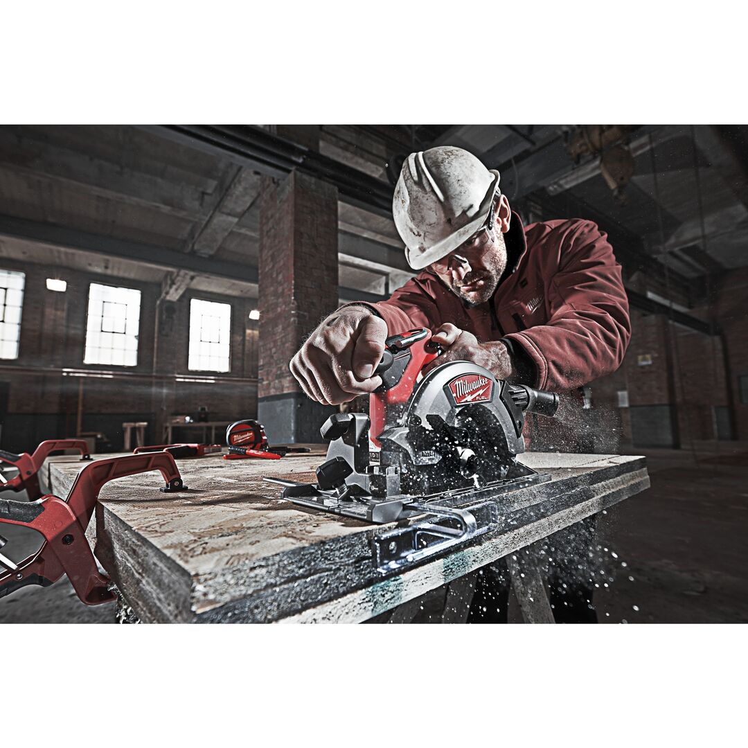 MILWAUKEE Akku-Handkreissäge FUEL M18 CCS55 5Ah HD Box