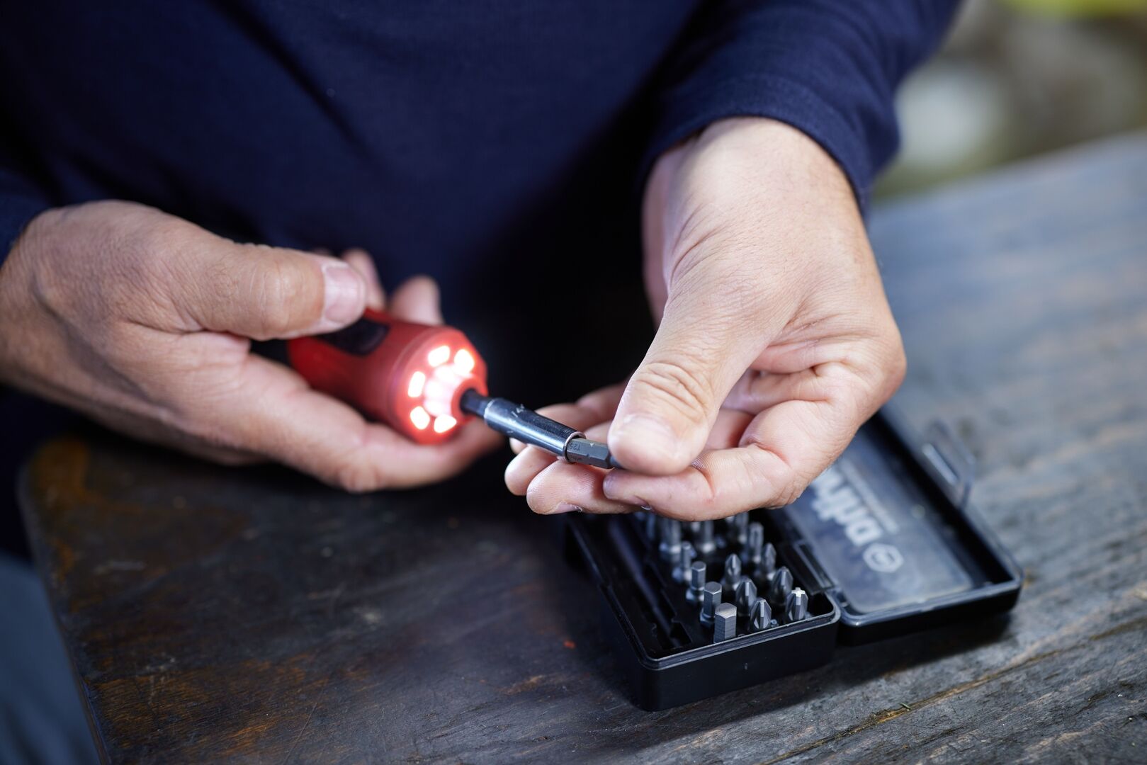 WIHA E-Schraubendreher Set speedE PocketDrive mit Bitbox & Tasche