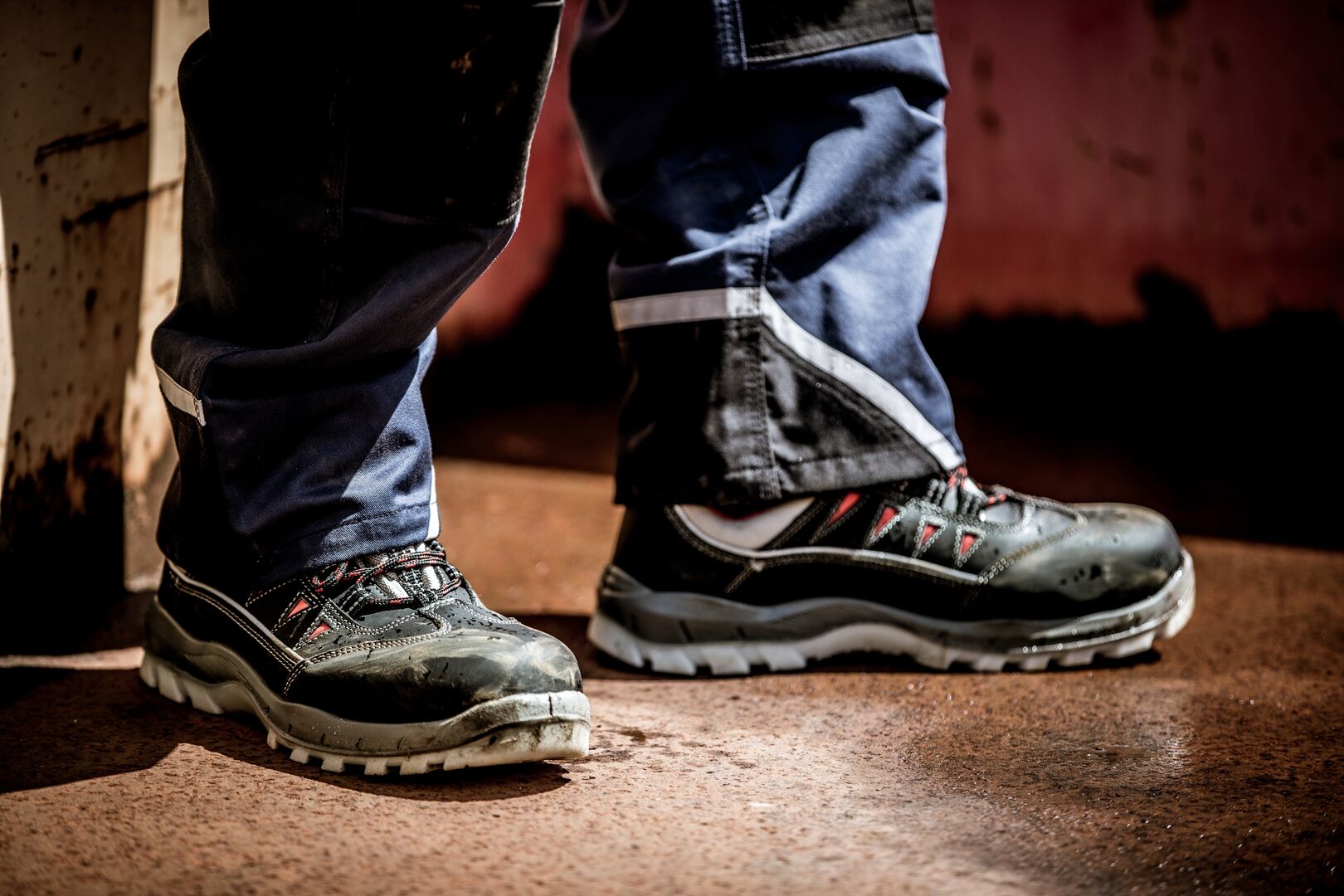 NITRAS SPORT STEP Sicherheitshalbschuhe Low 7300 ESD S3 Gr. 42