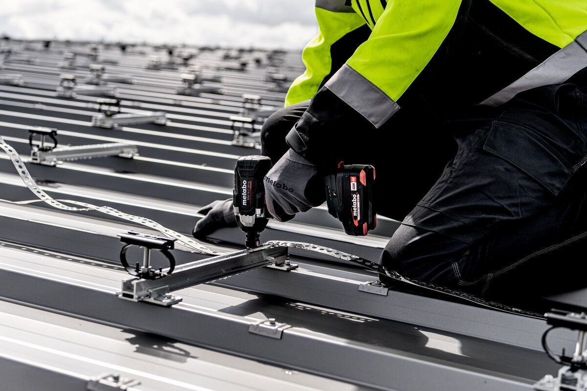 METABO Akku-Schlagschrauber SSW 18 LT 300 BL