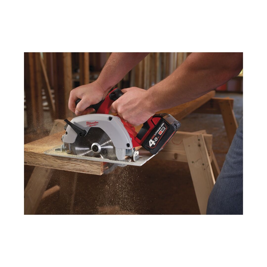 MILWAUKEE Akku-Kreissäge HD18CS-402B 2x18V 4Ah