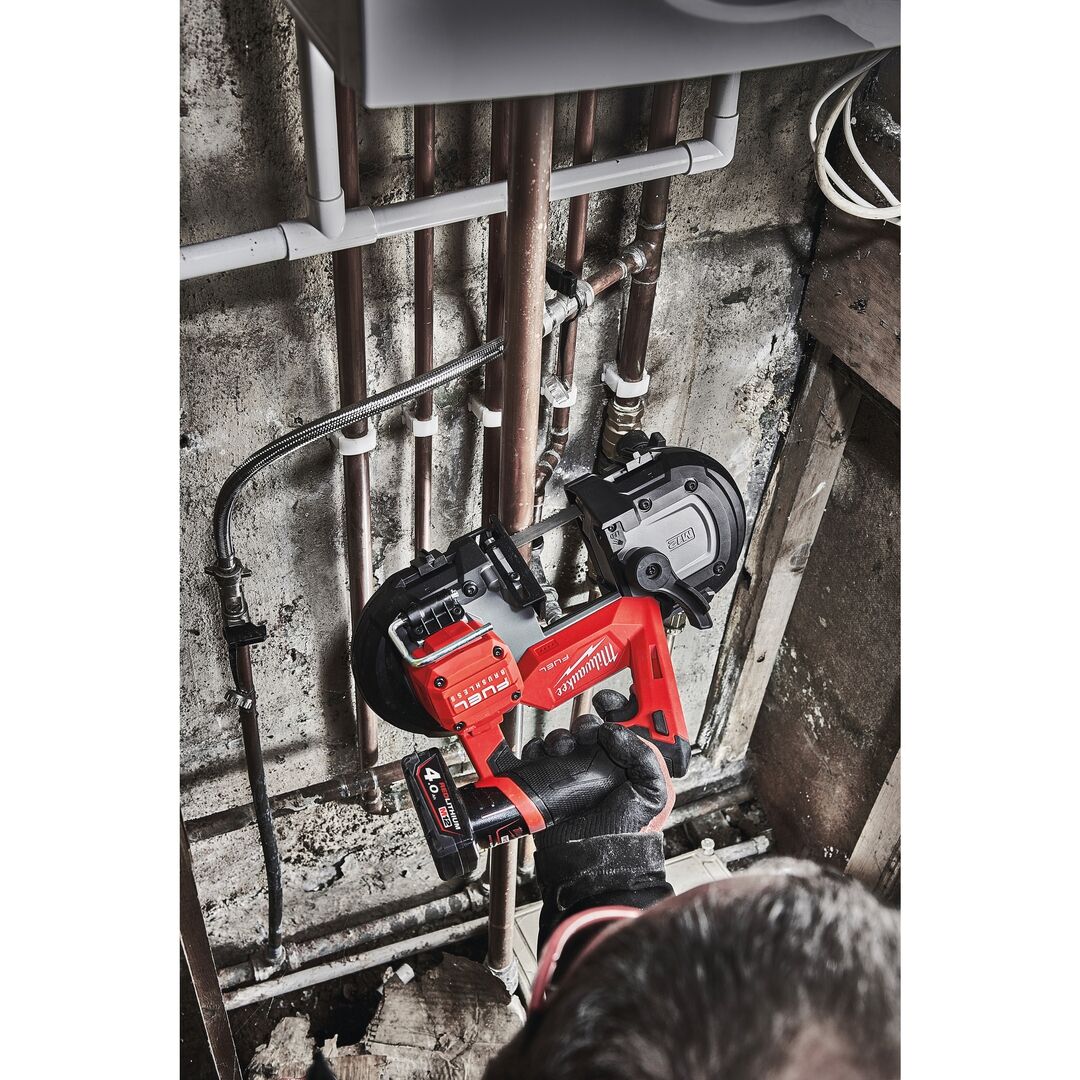 MILWAUKEE Akku-Bandsäge FUEL M12FBS64-0C ohne Akku & Ladegerät im Karton