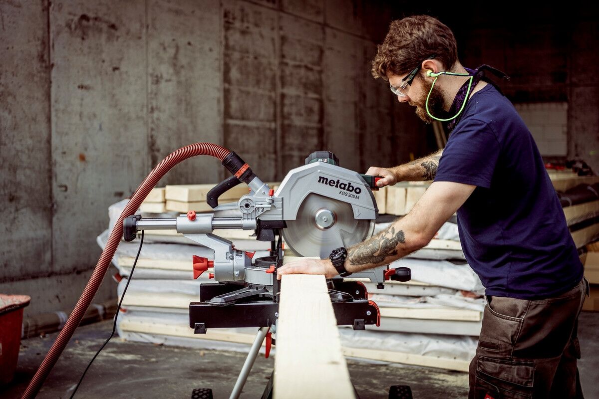 METABO Kapp- & Gehrungssäge KGS 305 M