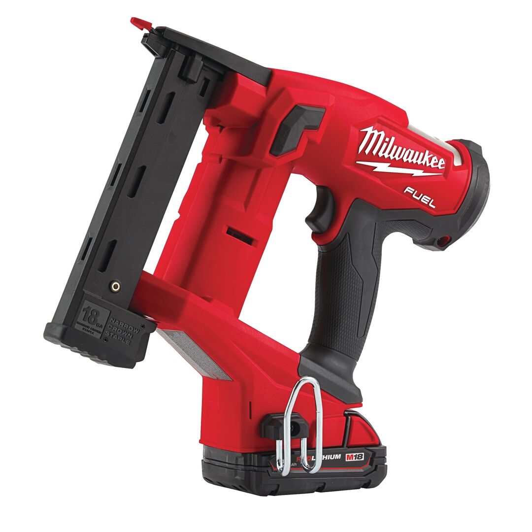 MILWAUKEE Akku-Tacker Klammergerät M18FNCS18GS-202X