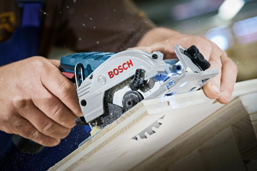 BOSCH Akku-Handkreissäge Clic & Go GKS 12V-Li + L-Boxx