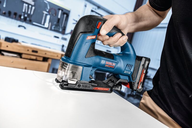 BOSCH EXPERT Akku-Stichsäge EXST18V-155B solo, in L-BOXX