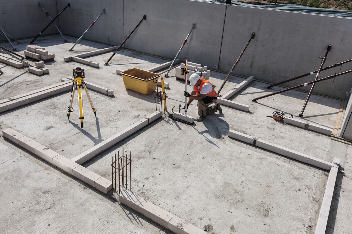 STABILA Rotationslaser Set LAR160 7-teilig inkl. Empfänger Stativ Nivellierlatte