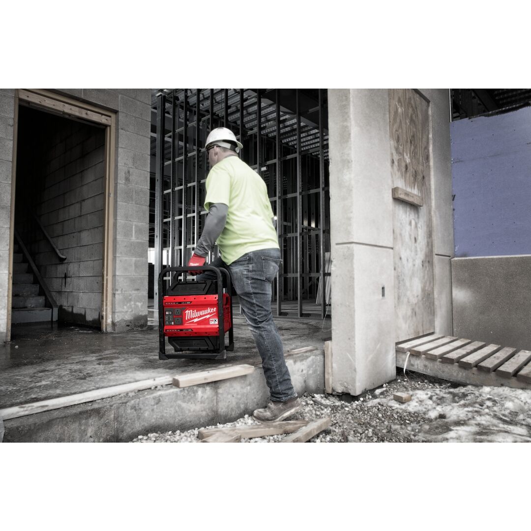 MILWAUKEE Generator MX FUEL MXF PS-602