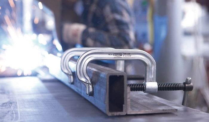 zwinge_700x409_focus