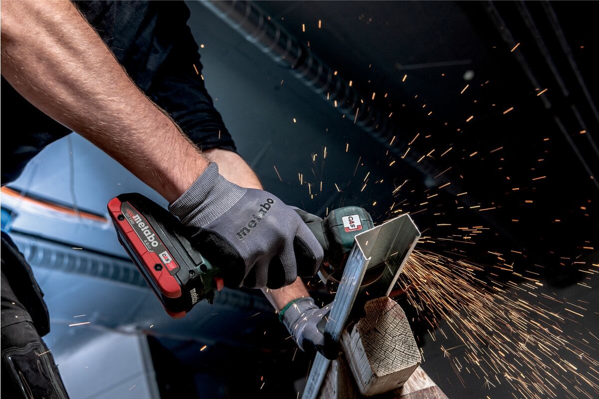 METABO Akku-Winkelschleifer CC 18 LTX BL MetaBOX