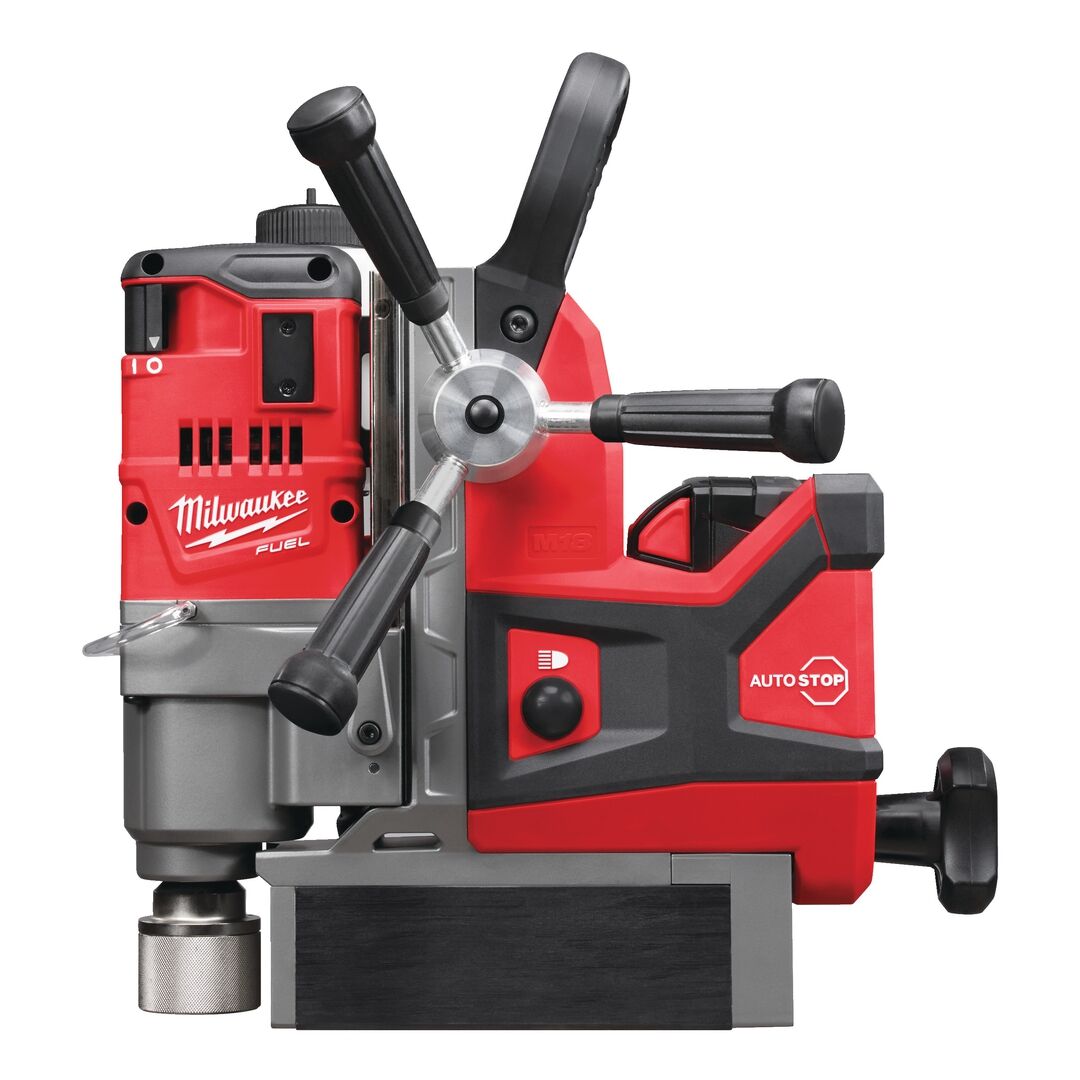 MILWAUKEE Akku-Magnetkernbohrsystem FUEL M18 FMDP 5Ah