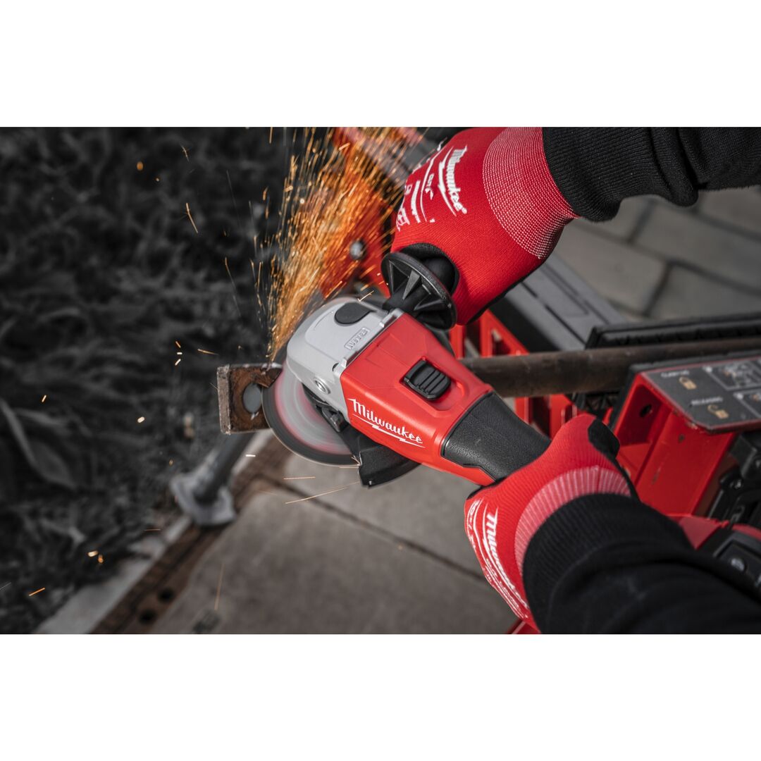 MILWAUKEE Akku-Winkelschleifer M18 BLSAG125X-402X 2x18V 4Ah Ladegerät