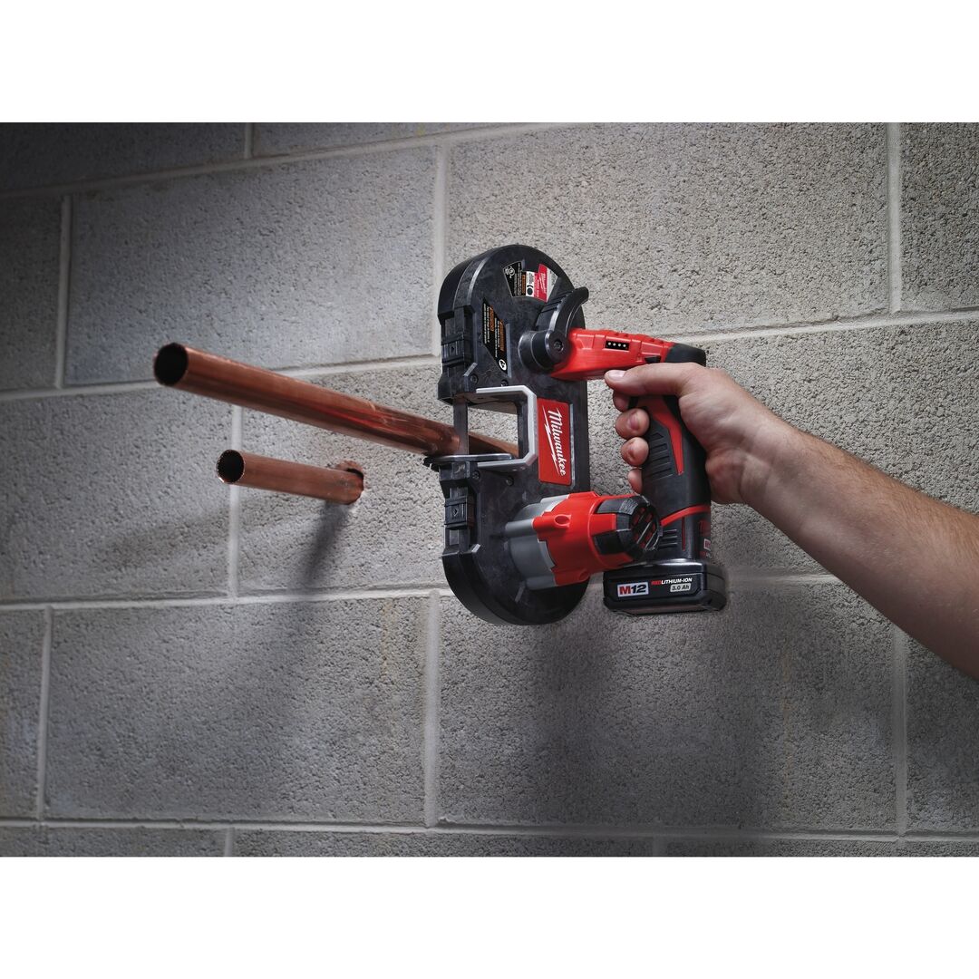 MILWAUKEE Akku-Bandsäge M12 BS 4Ah