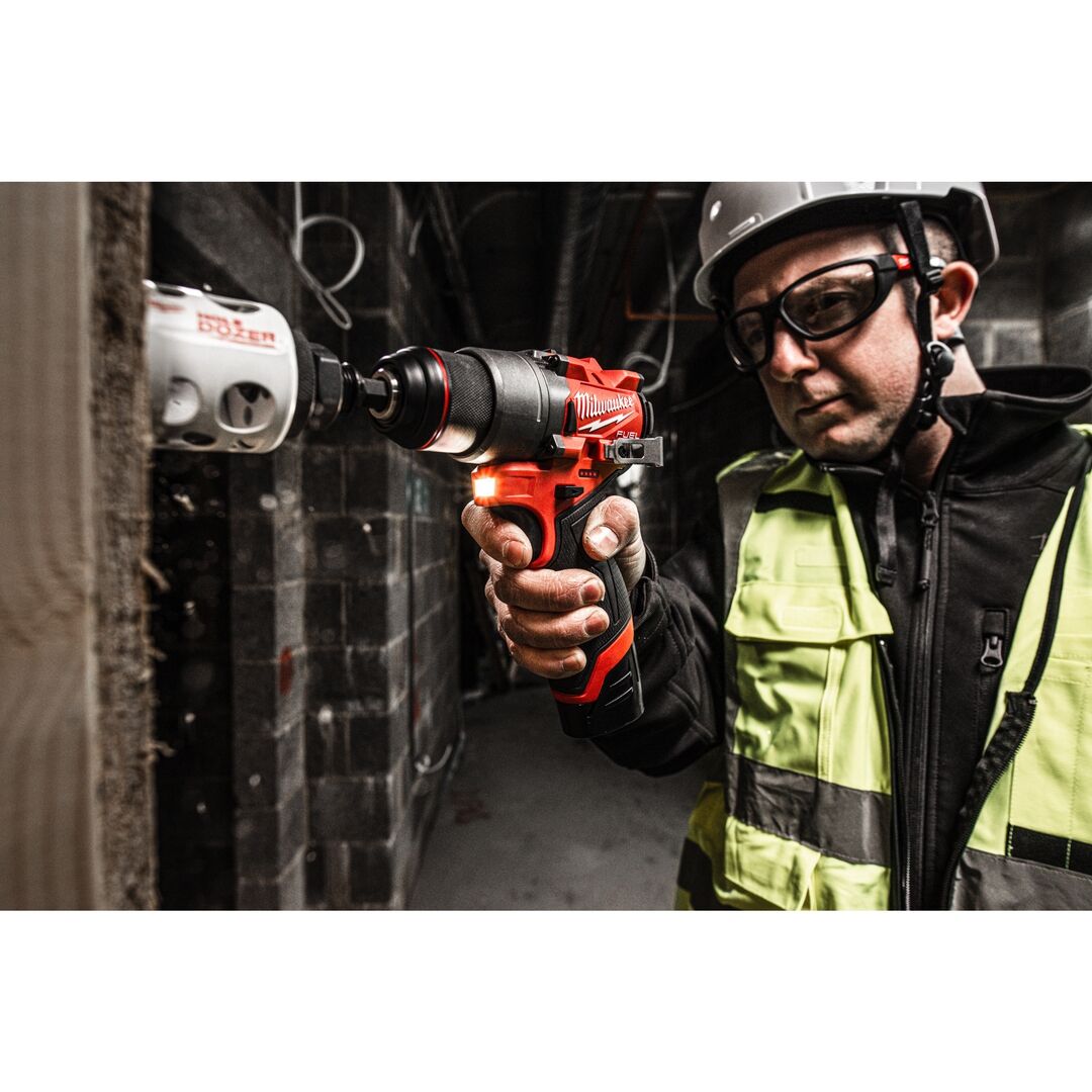 MILWAUKEE Akku-Bohrschrauber M12FDD2-202X 2x12V 2Ah Ladegerät