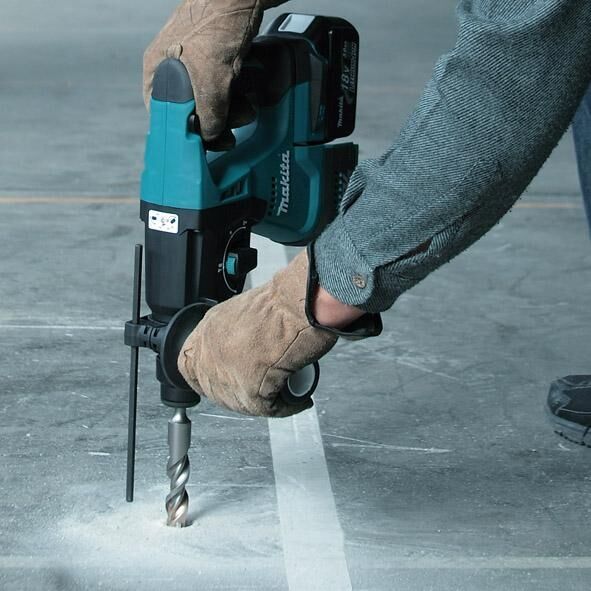 MAKITA Akku-Kombihammer SDS+ 18V DHR243Z ohne Akku & Ladegerät im Karton