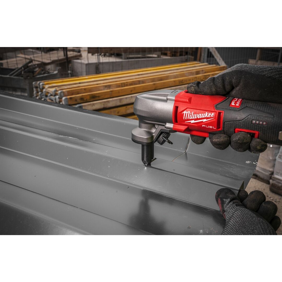 MILWAUKEE Akku-Knabber M12 FNB16-0 ohne Akku & Ladegerät im Karton