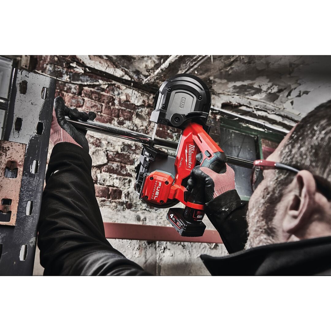 MILWAUKEE Akku-Bandsäge FUEL M12FBS64-0C ohne Akku & Ladegerät im Karton
