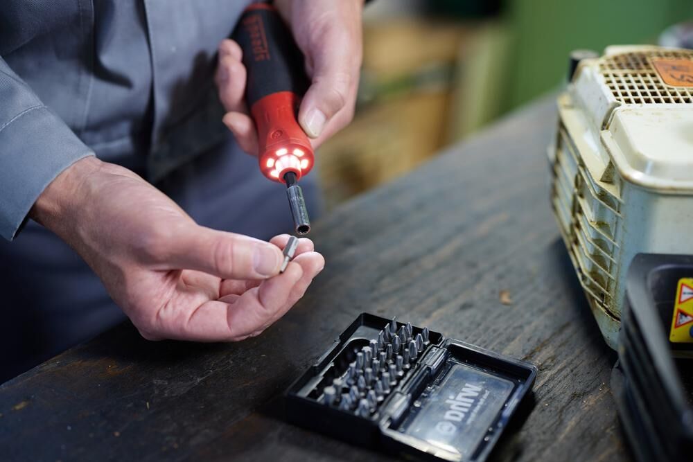 WIHA E-Schraubendreher Set speedE PocketDrive mit Bitbox & Tasche