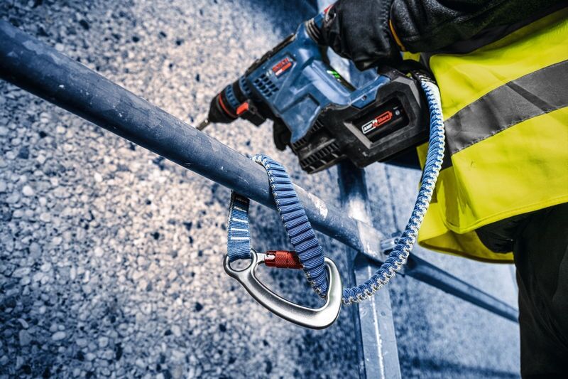 BOSCH Akku-Bohrhammer EXBH18V-32F 2x18V/8,0 Ah, Ladegerät, XL-BOXX