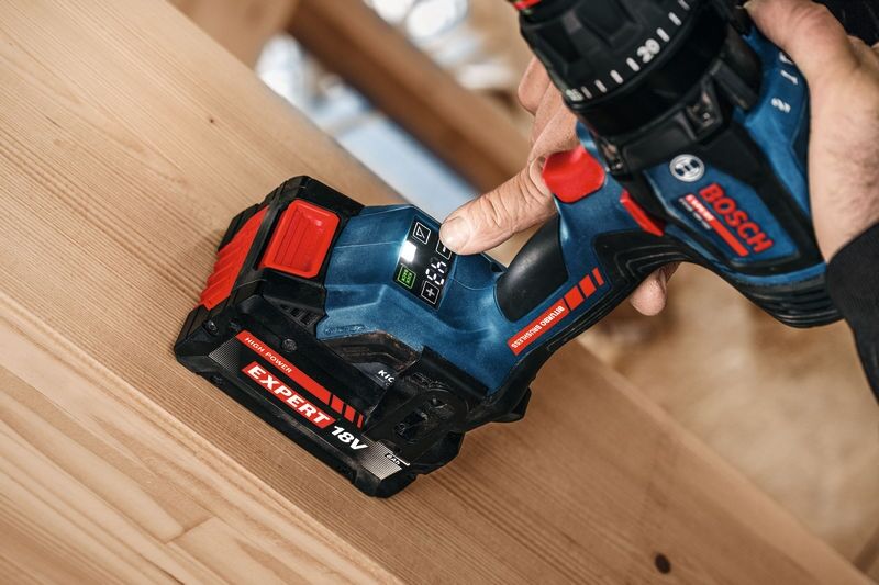 BOSCH EXPERT Akku-Bohrschrauber EXSR18V-150, 2x18V/8,0 Ah, Ladegerät