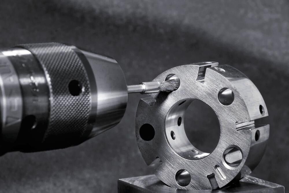 LESSMANN Miniatur-Pinselbürste Stahldraht gewellt 5x0,10mm