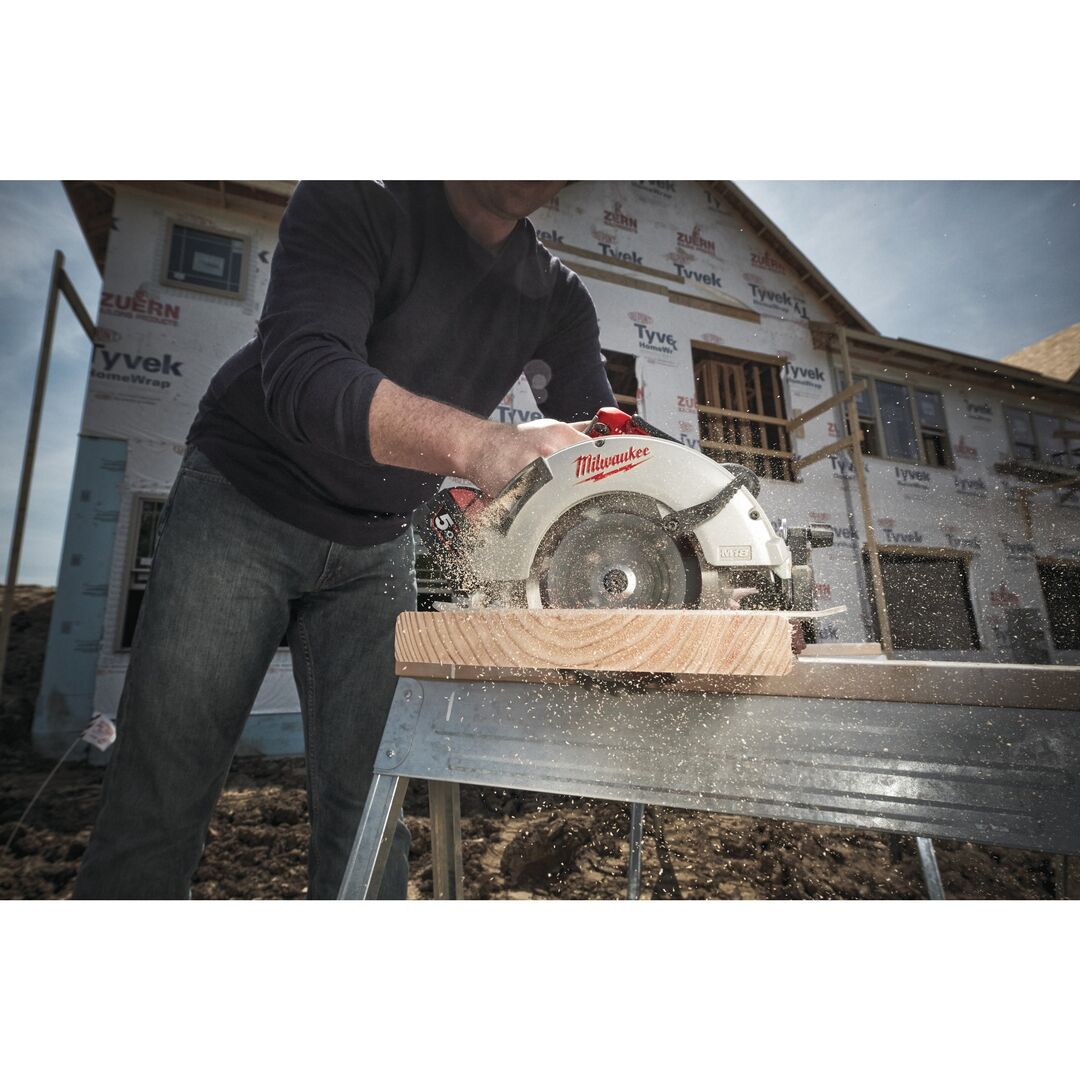 MILWAUKEE Akku-Handkreissäge M18BLCS66-502x 2x18V 5Ah Ladegerät