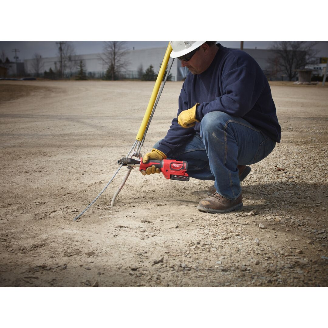 MILWAUKEE Akku-Kabelschneider M18ONEHCC-201C ACSR SET 1x2Ah Ladeg