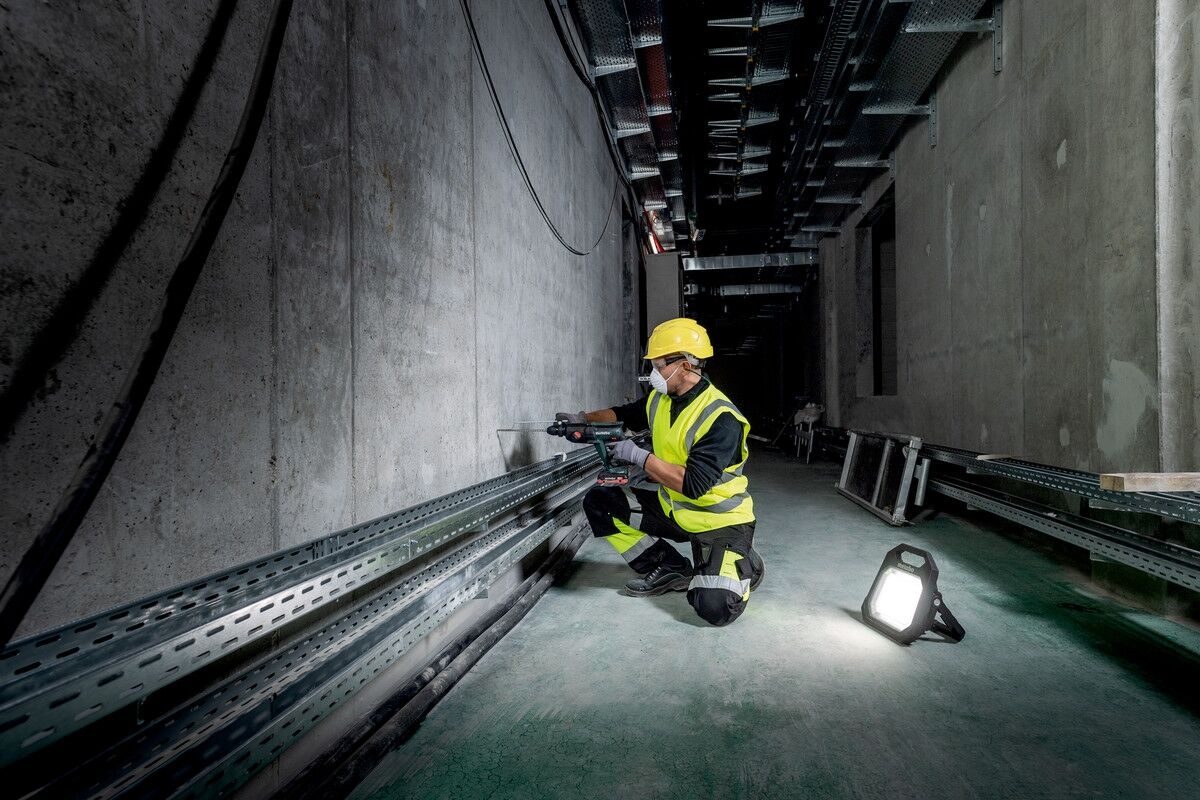 METABO Akku-Baustrahler BSA 18 LED 10000 im Karton