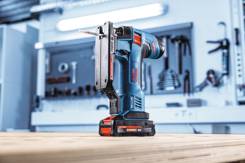 BOSCH EXPERT Akku-Stichsäge EXST18V-155S solo, in L-BOXX