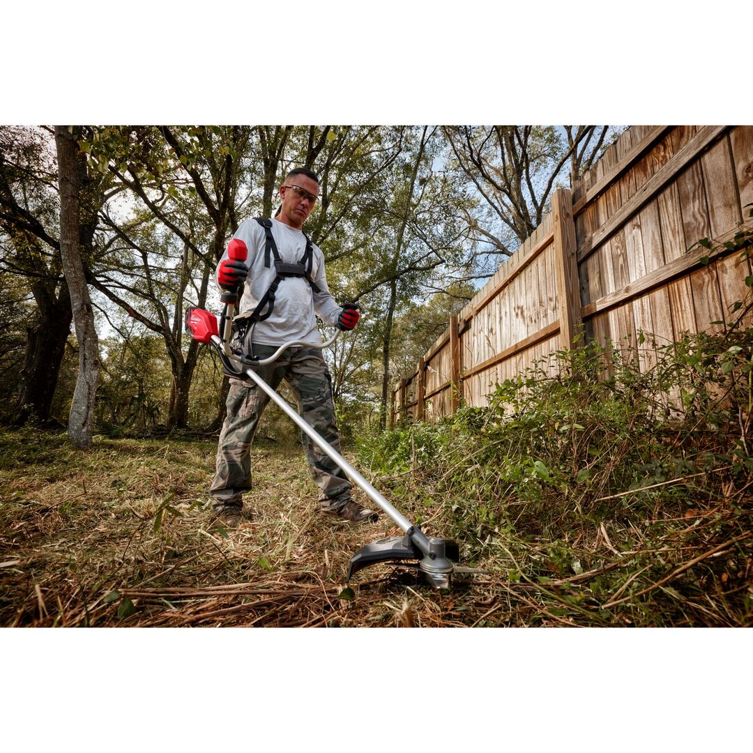 MILWAUKEE Akku-Freischneider M18 FBCU-0 ohne Akku & Ladegerät im Karton