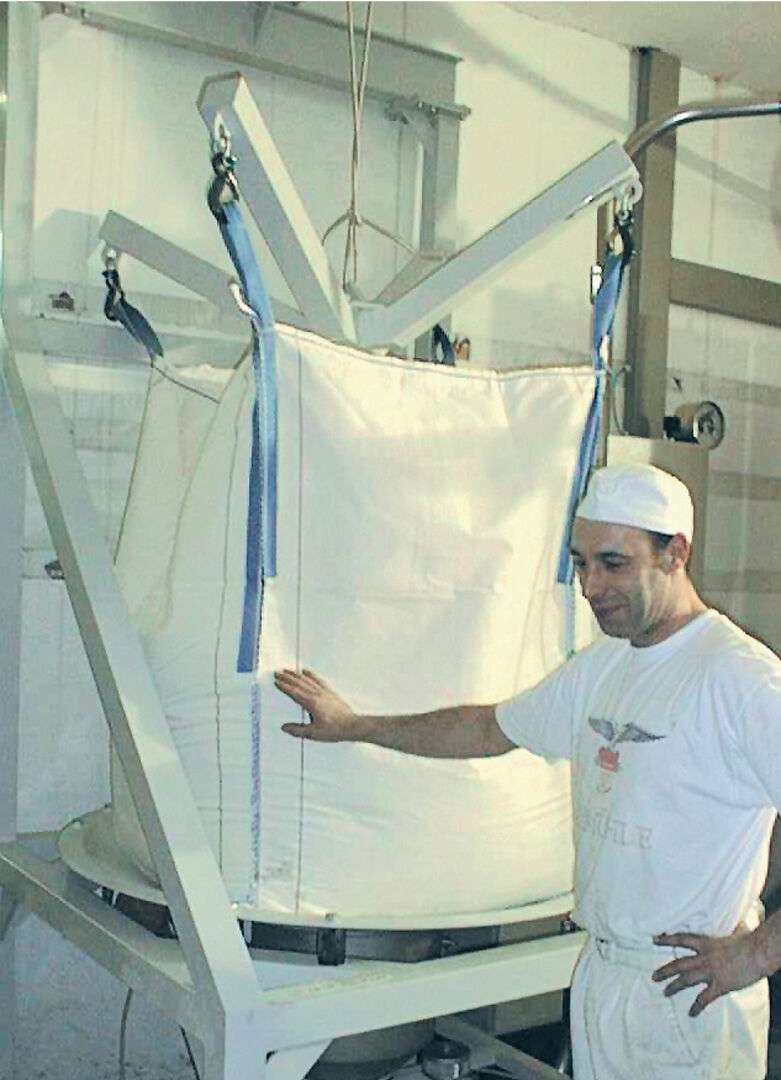 Big Bag Tragkr. 1350 kg 4 Hebe-/ 2 Bodenschl.