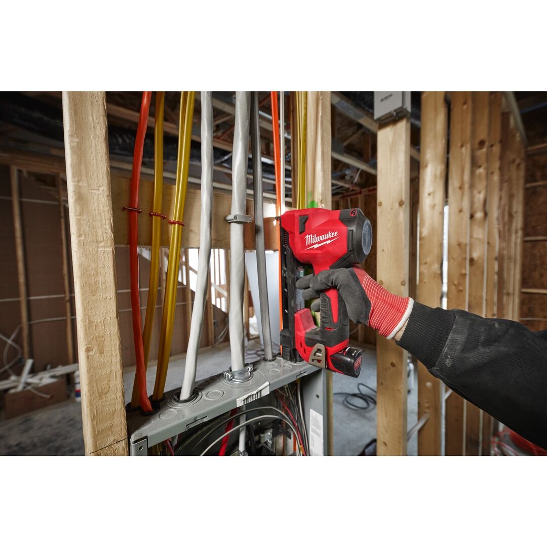 MILWAUKEE Akku-Tacker M12BCST-0